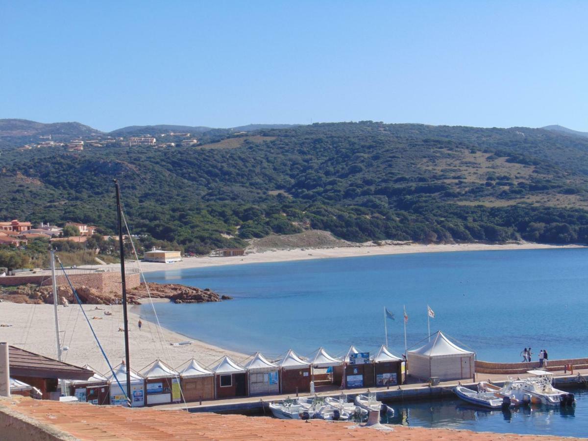 Apartmán Fronte Mare Attico Indipendente Ed Esclusivo Con Terrazza Panoramica Isola Rossa Exteriér fotografie